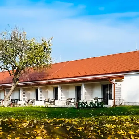 Pannónia Golf&country Club Bed and breakfast